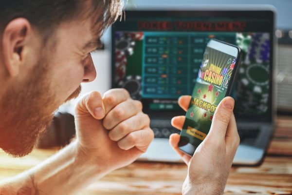 Berbagai metode pembayaran digital dan transfer bank untuk deposit di pakpoltoto